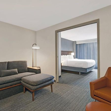 Courtyard Chicago Elmhurst/Oakbrook Area Екстер'єр фото