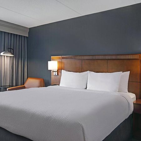 Courtyard Chicago Elmhurst/Oakbrook Area Екстер'єр фото