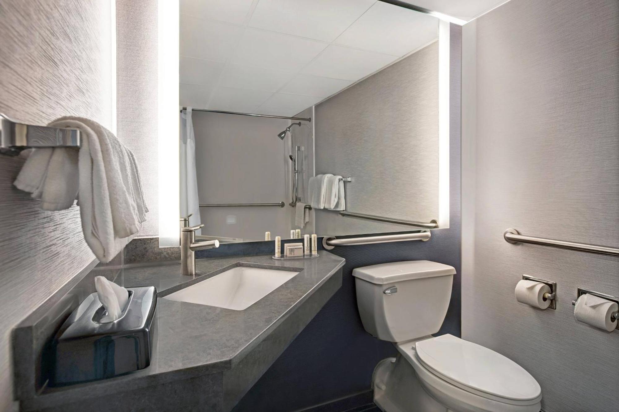 Courtyard Chicago Elmhurst/Oakbrook Area Екстер'єр фото