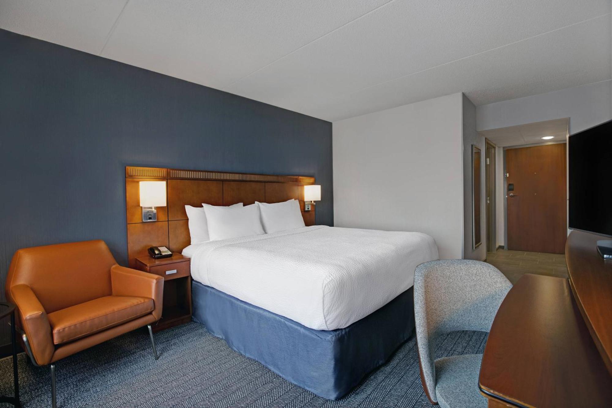 Courtyard Chicago Elmhurst/Oakbrook Area Екстер'єр фото