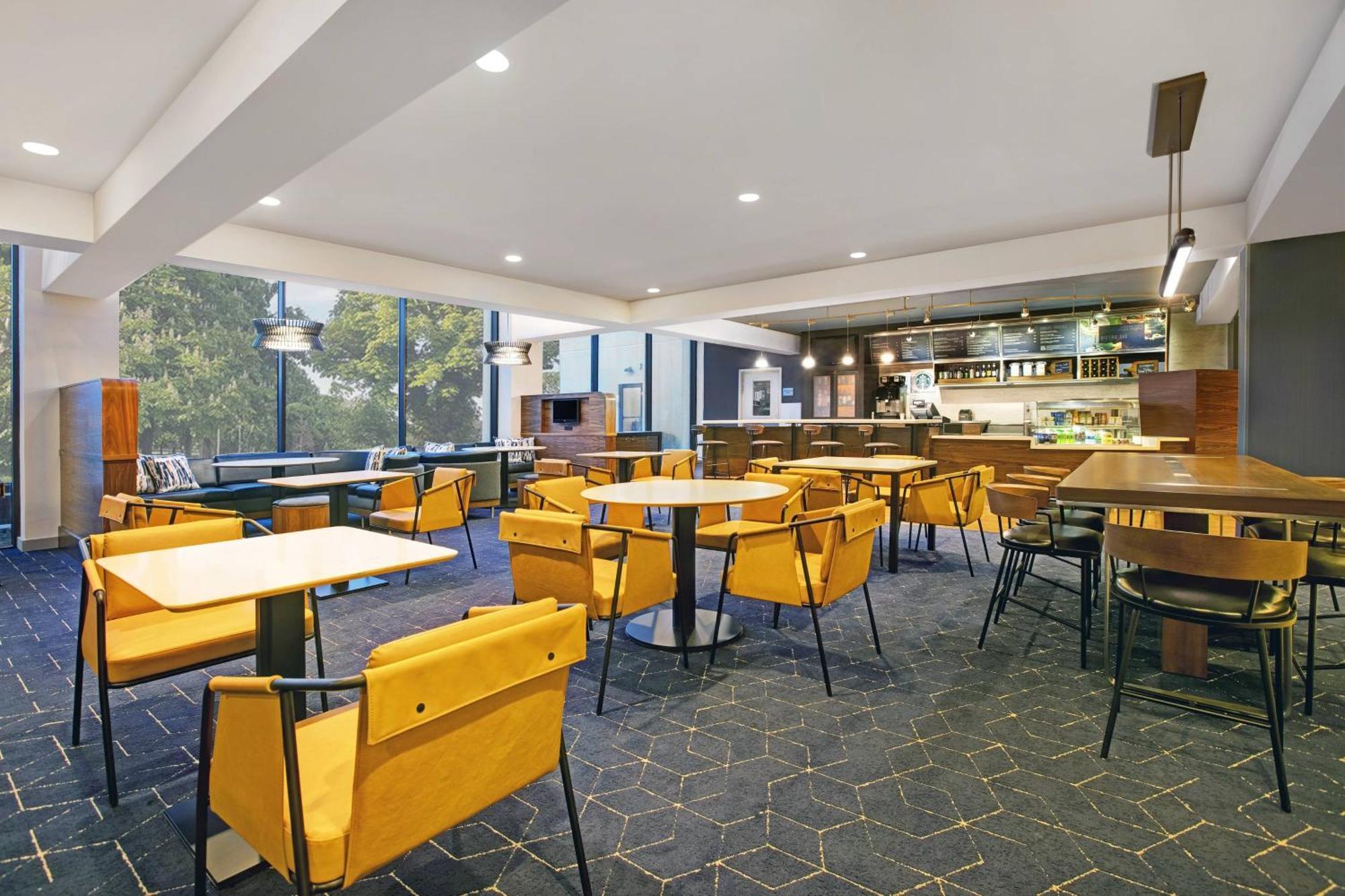 Courtyard Chicago Elmhurst/Oakbrook Area Екстер'єр фото