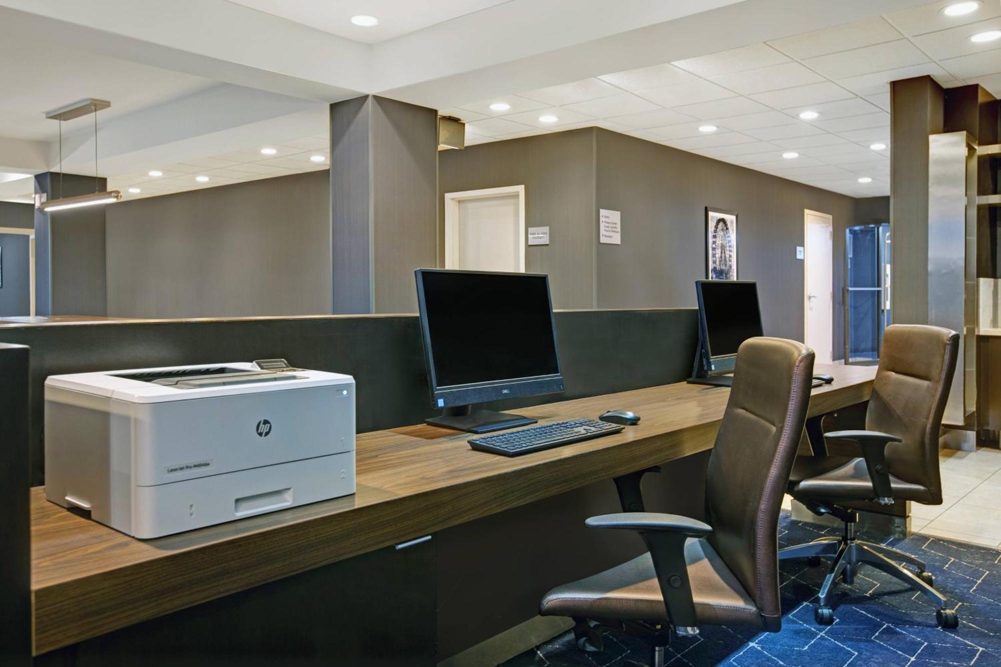 Courtyard Chicago Elmhurst/Oakbrook Area Екстер'єр фото