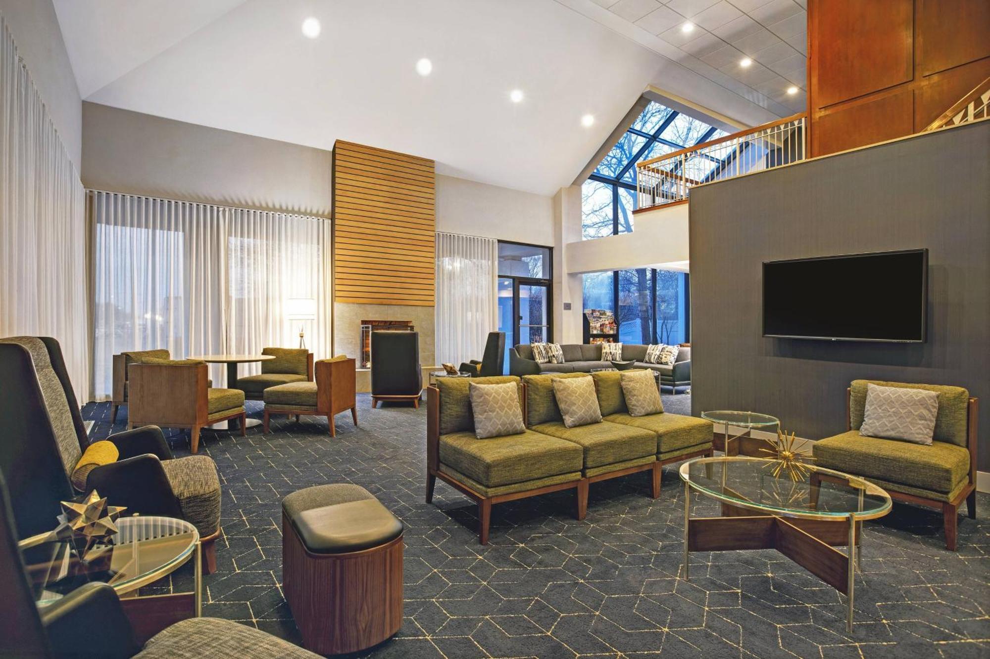 Courtyard Chicago Elmhurst/Oakbrook Area Екстер'єр фото